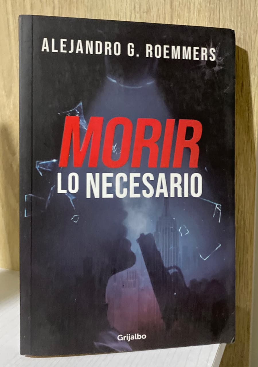 Morir lo necesario
