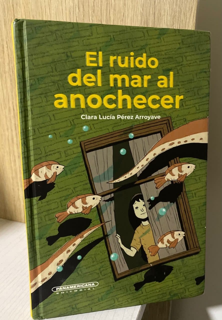 El ruido del mar al anochecer